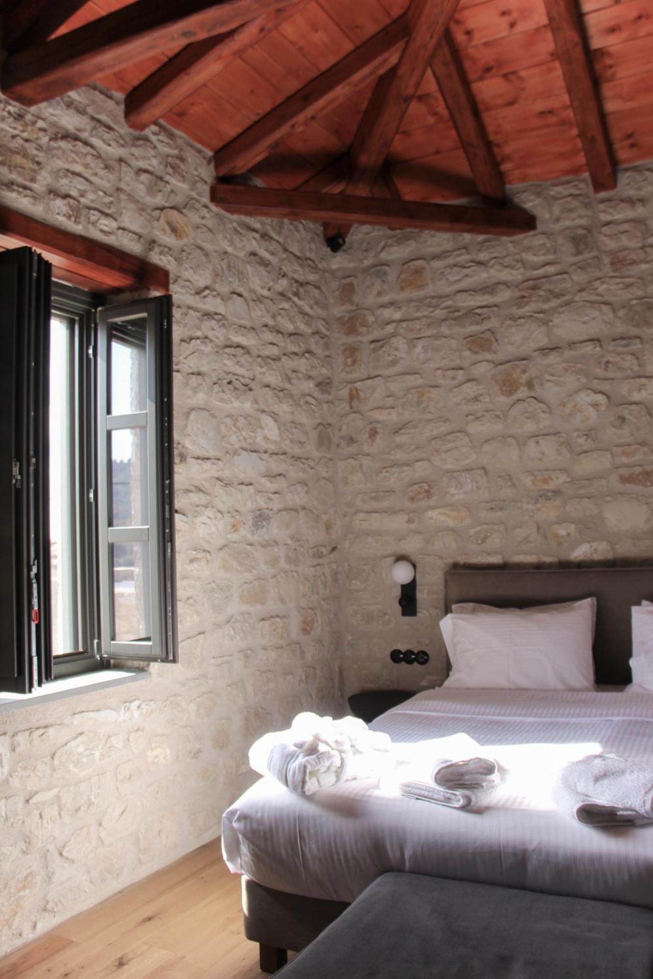 Lithero Suites Stemnitsa Buitenkant foto